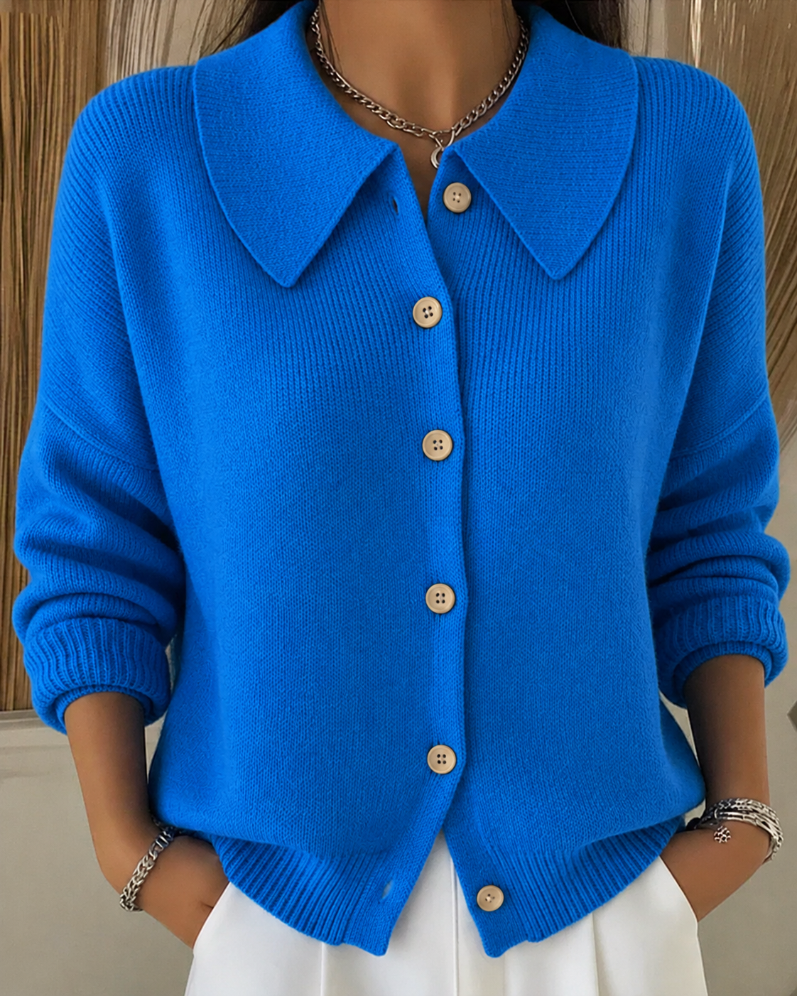 Ambra Cardigan met knoopcollier | Verfijnd, warm en altijd passend